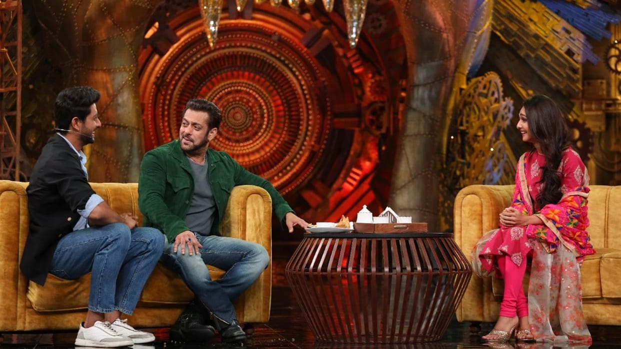 Bigg Boss 16 Latest Episode Fahmaan Khan talks about all contestant to salman khan