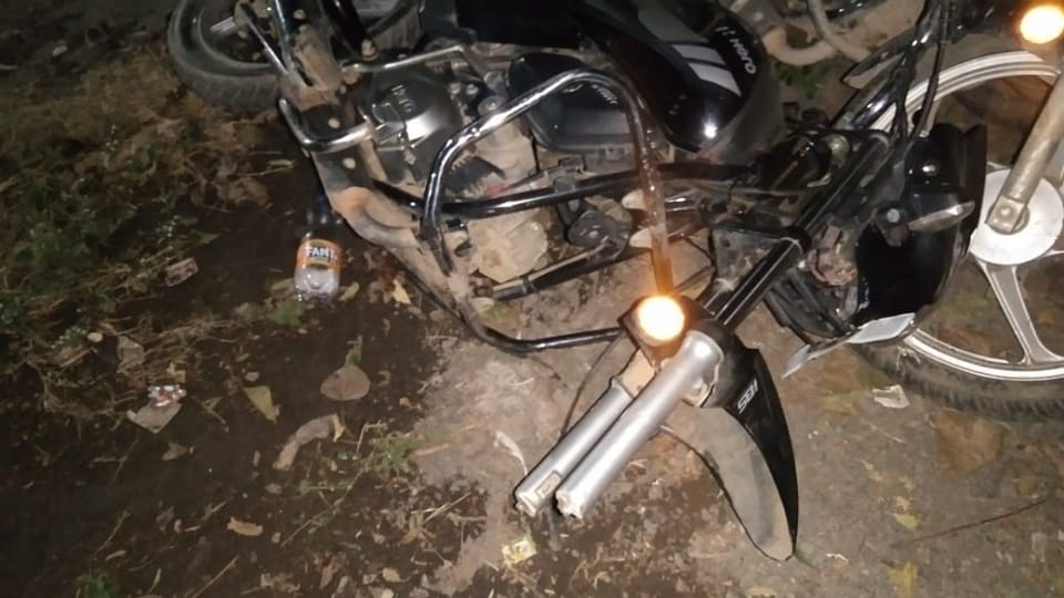 Speeding vehicle driver hit two bikes in Bilaspur two died