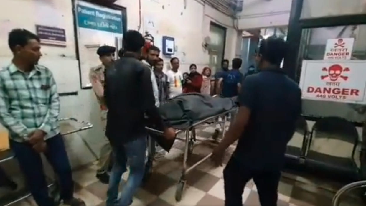 Clash between soldiers of Indian Reserve Battalion in Porbandar two died after firing many injured
