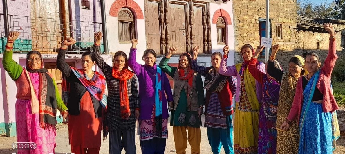 Now women came out to protest against making district jail