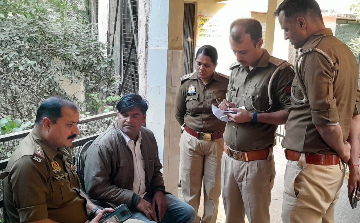 Kanpur Dehat: Elderly murdered by beating with sticks, son filed a case against three brothers