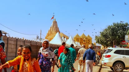 Gujarat Election 2022: Electoral equations and the issues of the voters of the Somnath's temple city