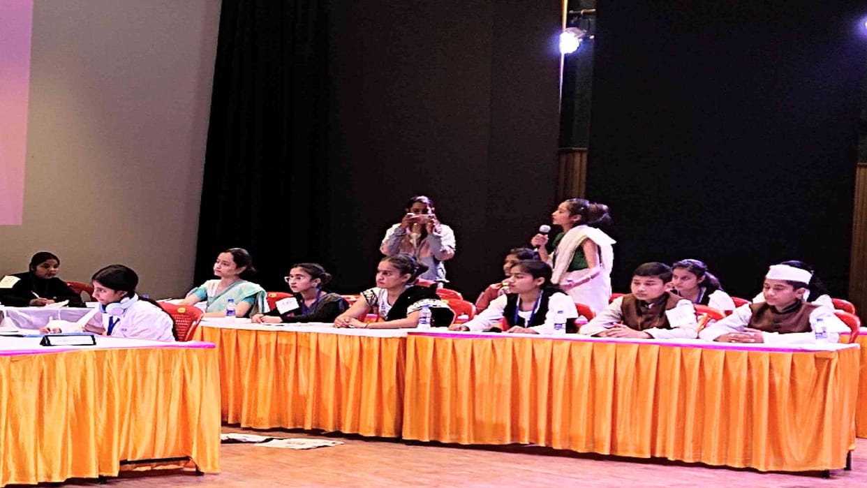 Youth Parliament heats up on Agniveer recruitment, fierce debate in favor and opposition