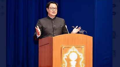 Kiren Rijiju: सरकार न्यायपालिका की स्वतंत्रता सुनिश्चित करने के लिए प्रतिबद्ध, कार्यक्रम में बोले कानून मंत्री Kiren Rijiju says Government committed to ensure independence of judiciary