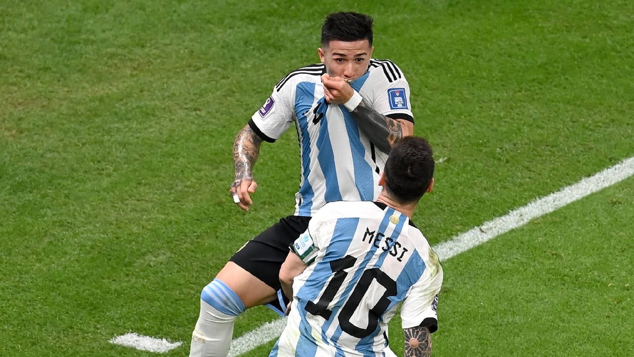 Lional messi, argentina coach and mixico coach has their say on messi after world record