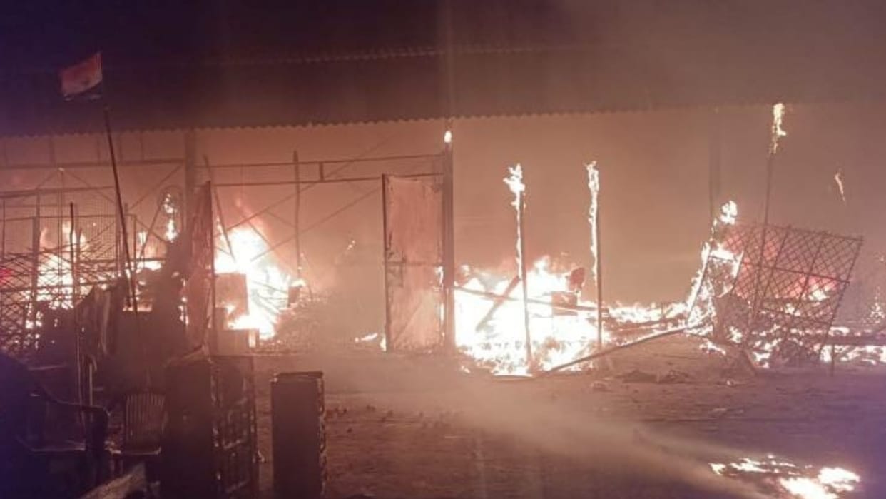 fire breaks out in Naveen galla Mandi in Lucknow.