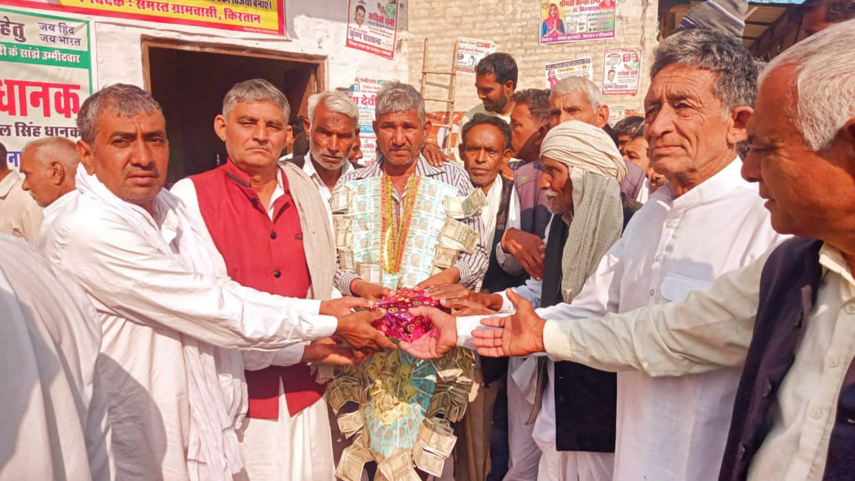 Candidate who lost the sarpanch election in Hisar was honoured by villagers