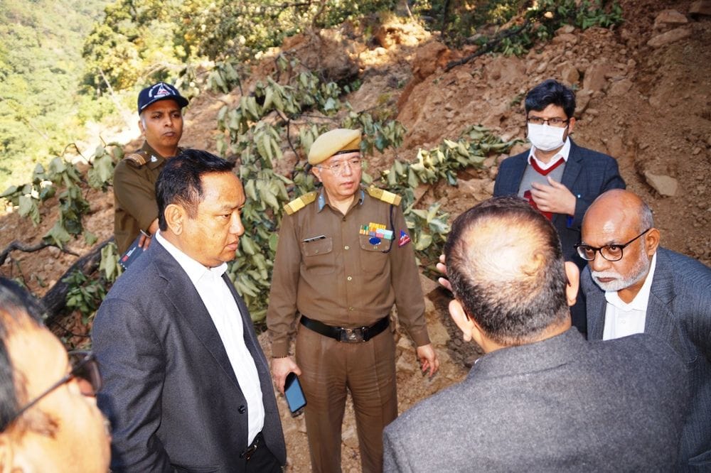 Hadakhan road can open after debris is removed