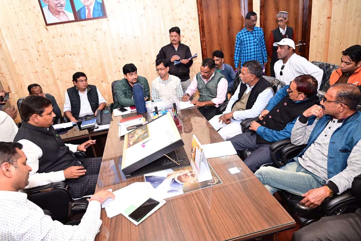 Garbage not picked up even on second day, talks with sweepers failed