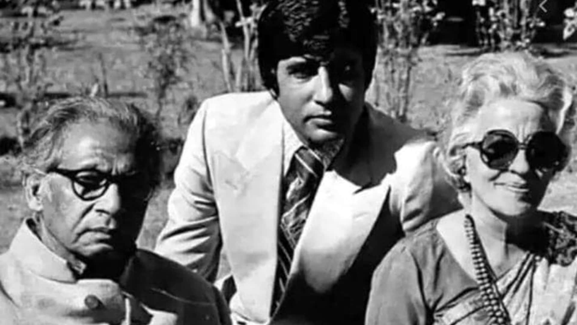 Harivansh Rai Bachchan Birthday when poet cried for his Son Amitabh Bachchan