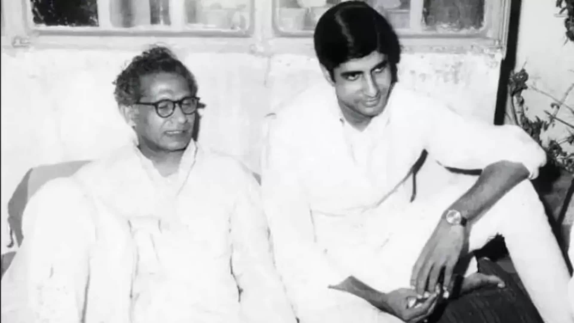 Harivansh Rai Bachchan Birthday when poet cried for his Son Amitabh Bachchan