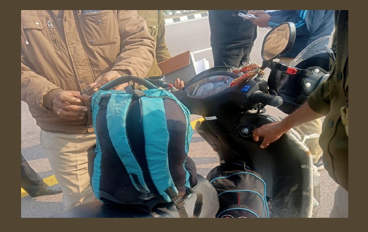 Speeding scooty collides with divider in Unnao, painful death of brother and sister