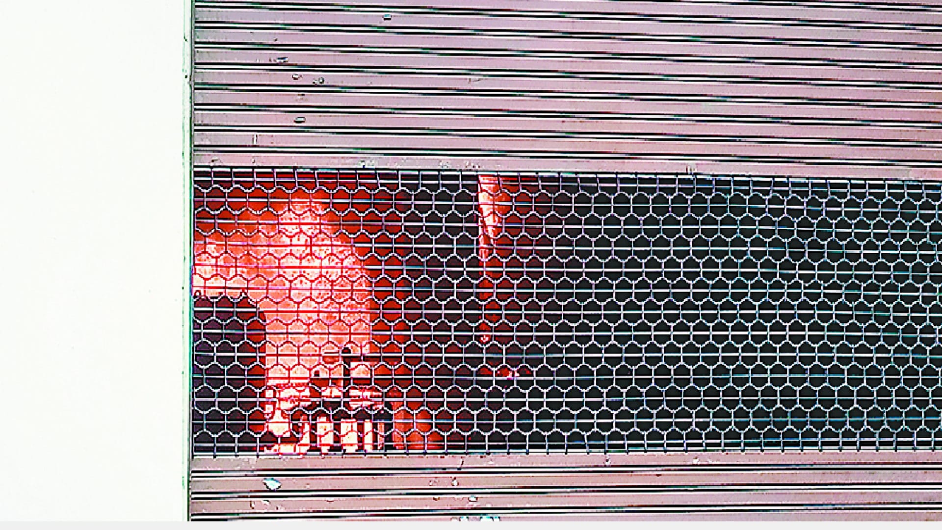 When the fire broke out, the employees were told to run away Engineers themselves got surrounded