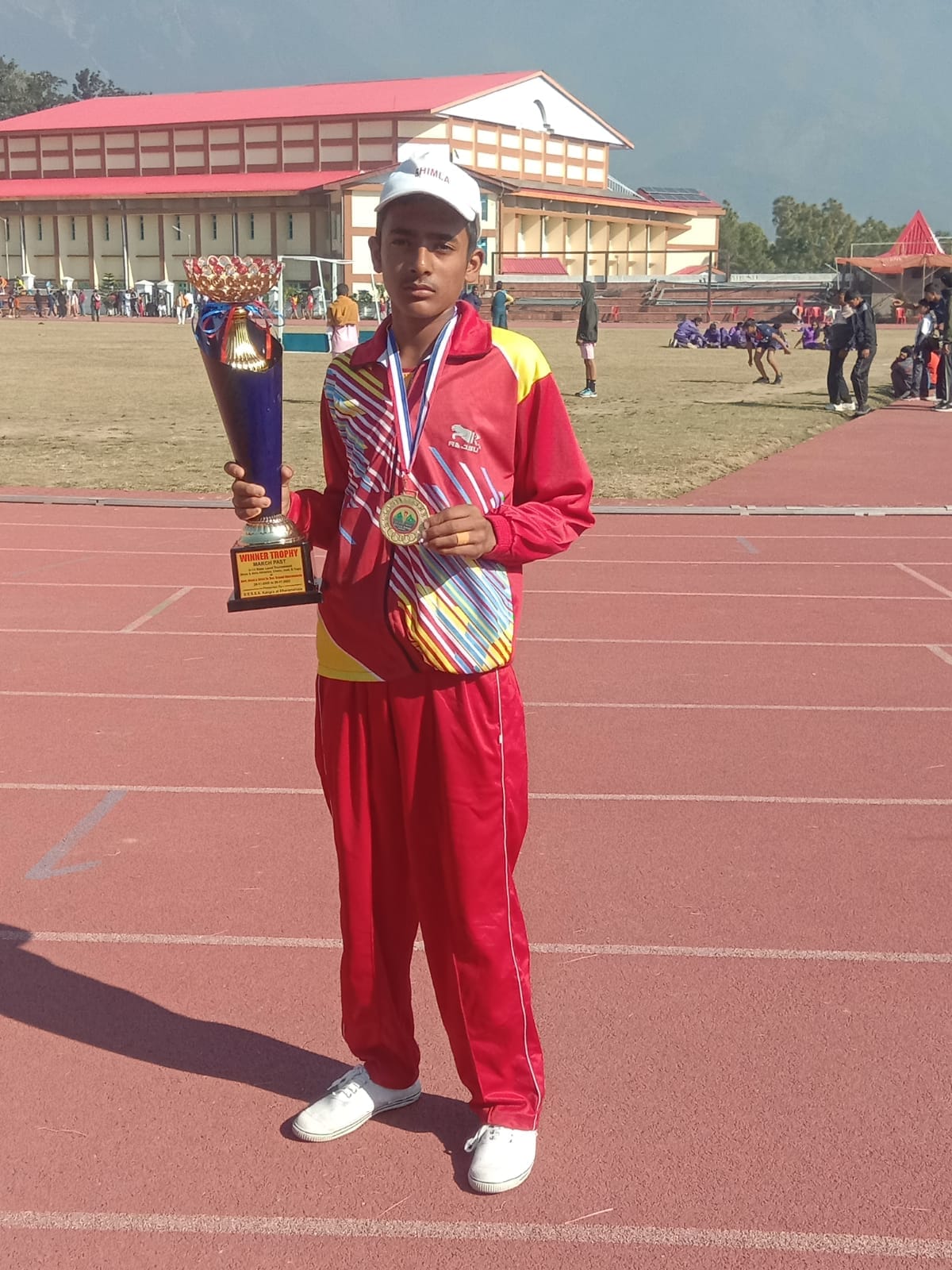 aryab chauhan win ij 600 meter race