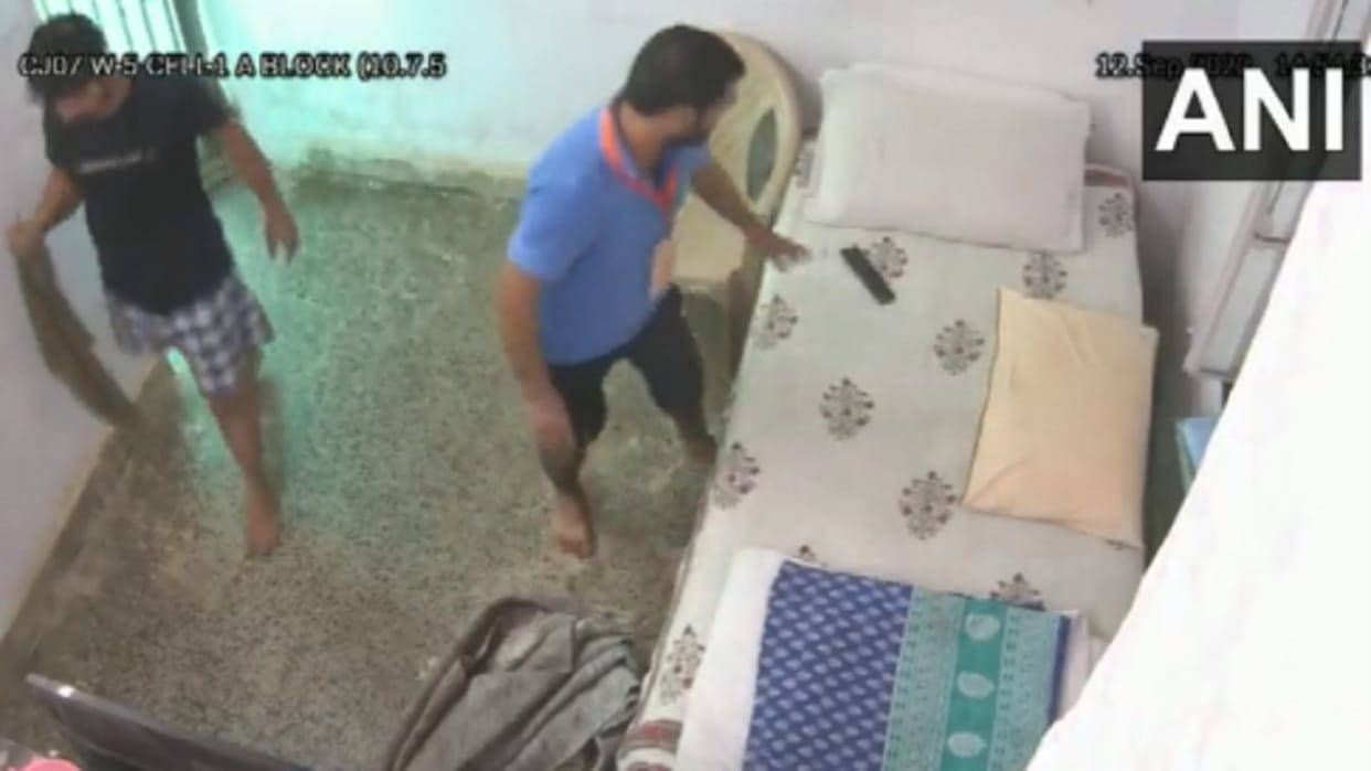 Another video of Satyendra Jain goes viral jail personnel cleaning cell
