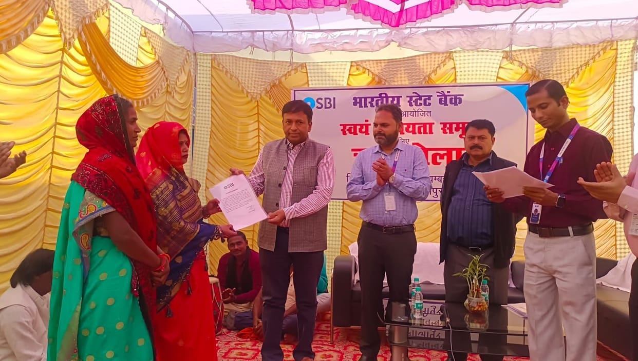 Selected groups got loan in the fair