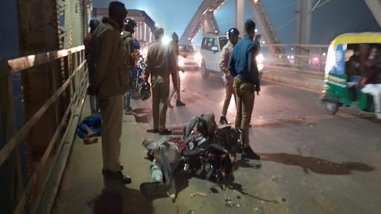 Varanasi A young man riding a moped died after being hit by a car on the Rajghat bridge another injured