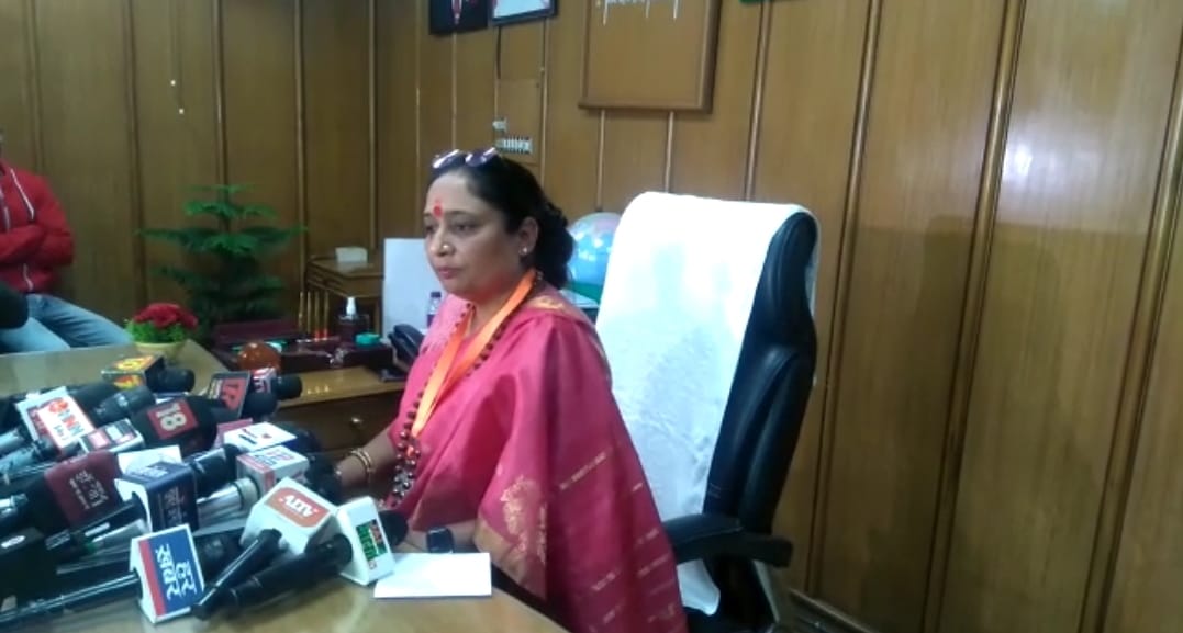 Assembly Speaker Ritu Khanduri Bhushan Statement to make Gairsain permanent capital politics heated up