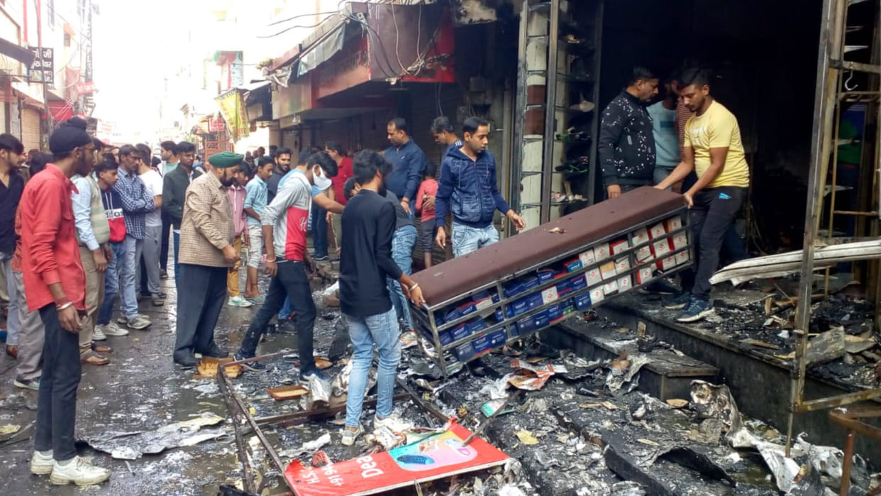 Fire broke out in shops in Bhiwani Stan market of Rohtak