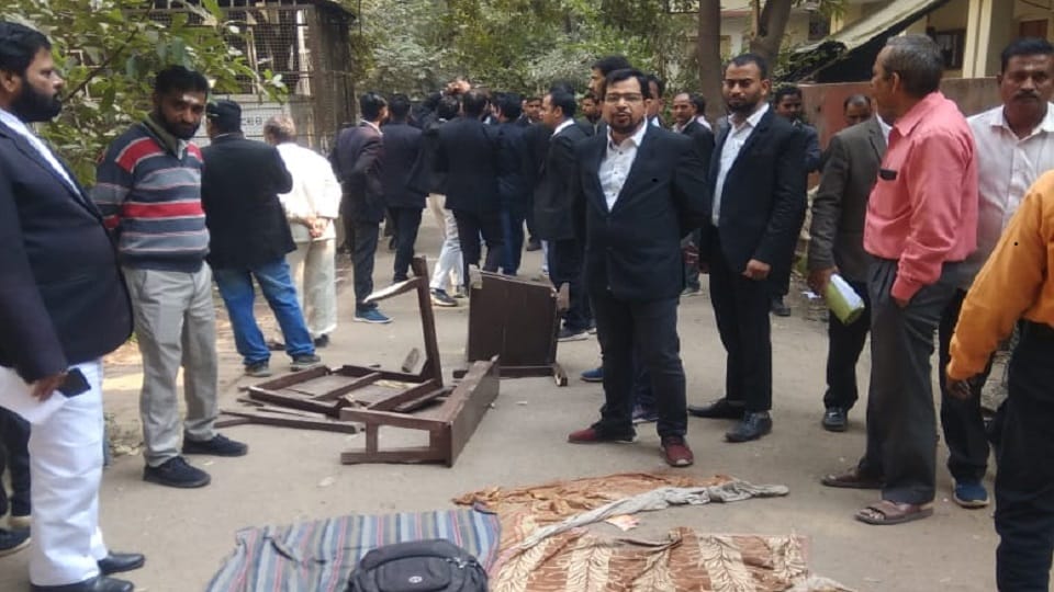 Demonstration of advocates in court in Varanasi