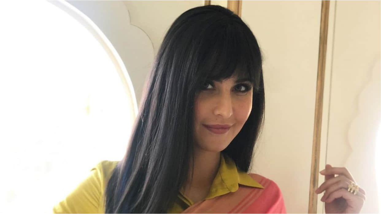 katrina kaif spot in airport wearing stunning pink kurta with jutti
