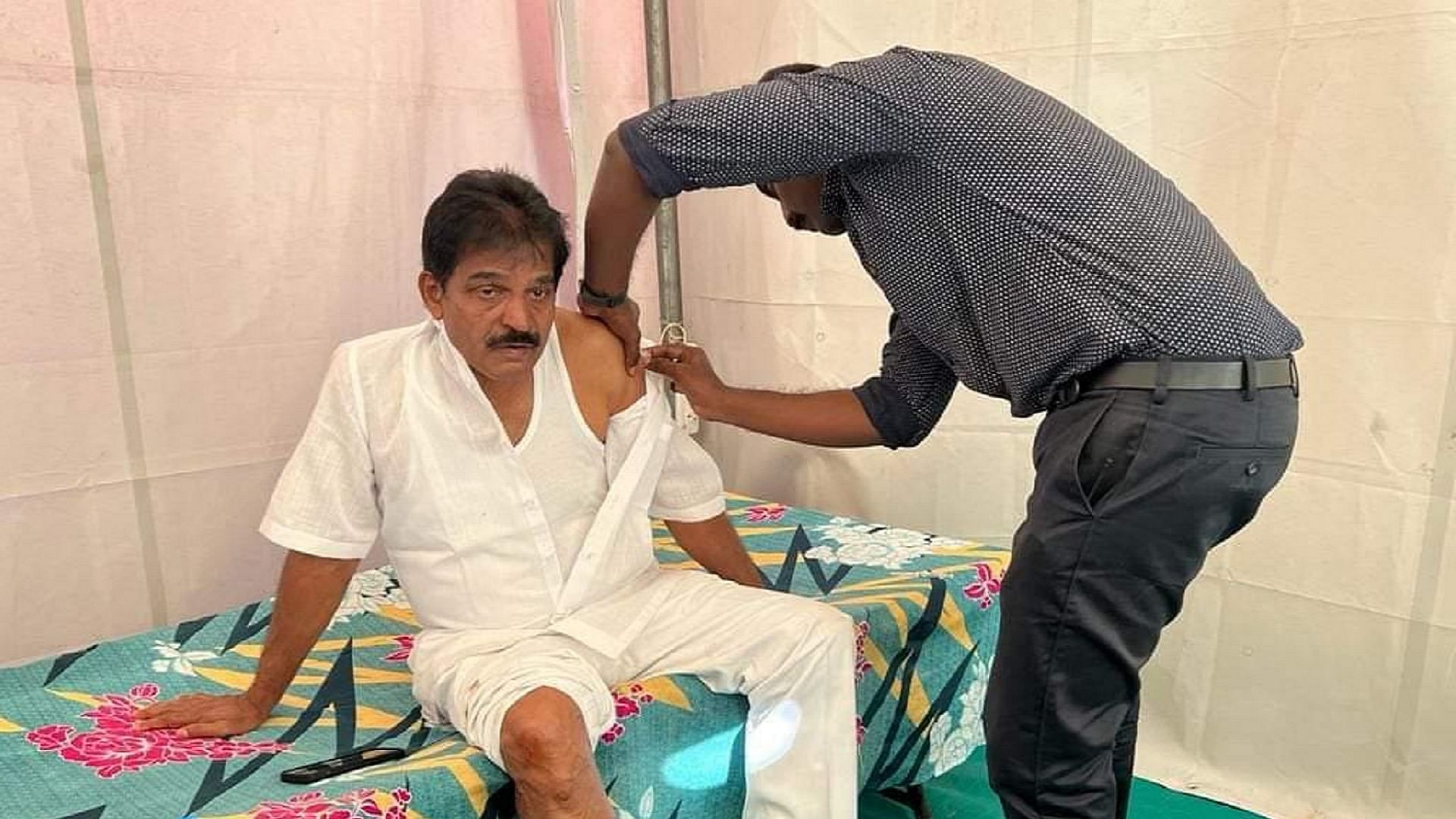 कांग्रेस महासचिव केसी वेणुगोपाल हुए चोटिल।