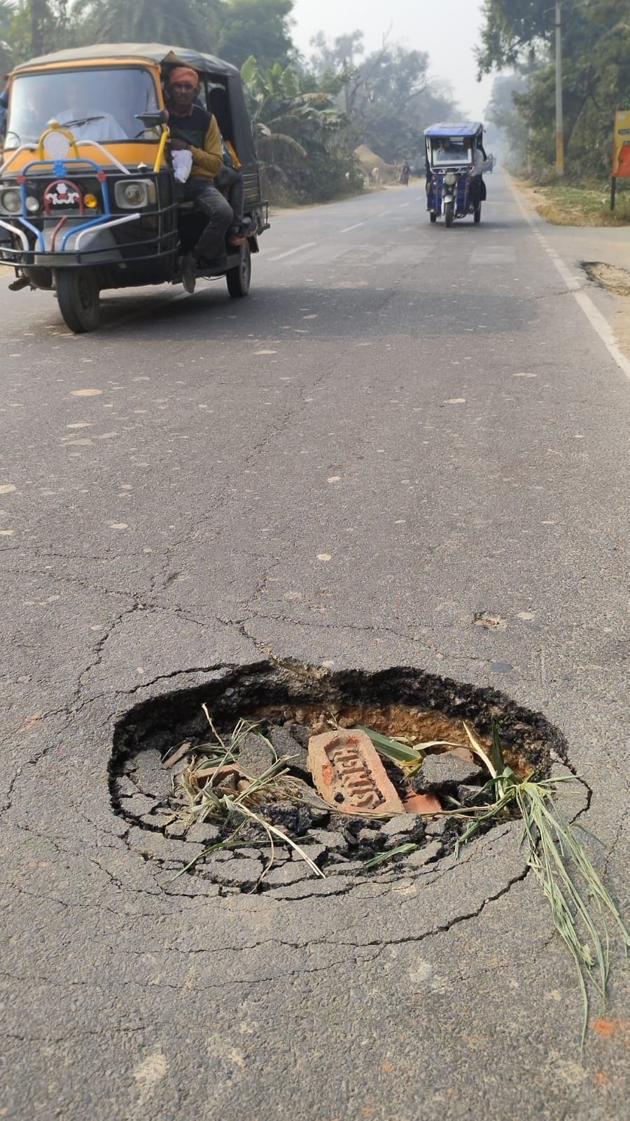 Claims to be pothole free, hiccups eating on the roads