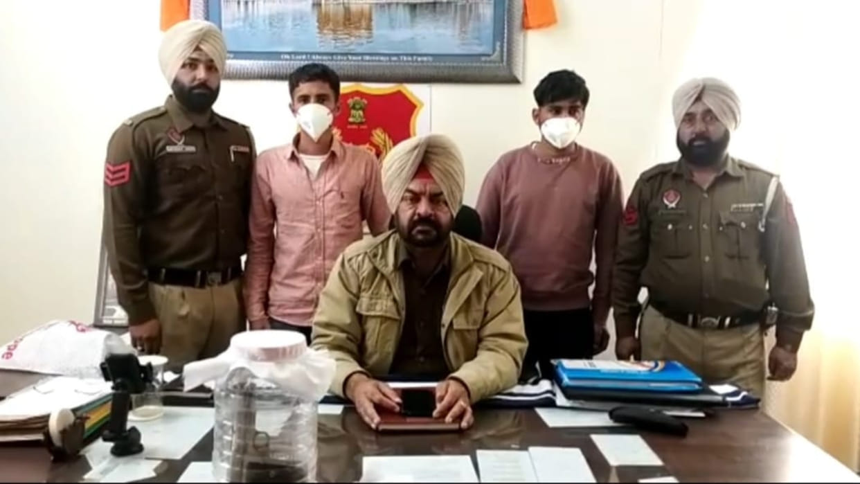 Batala police arrested two youths with weapons in Punjab