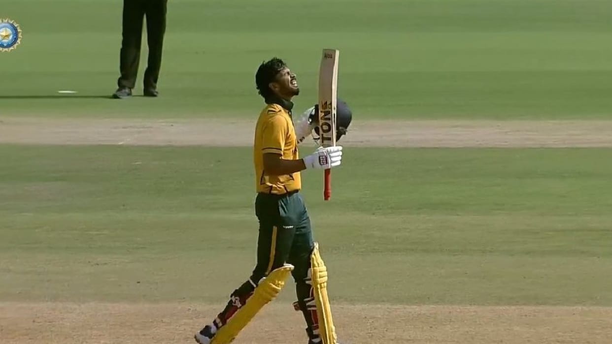 Ruturaj Gaikwad hits seven sixes in an over score 220* in 159 balls against UP in Vijay hazare trophy