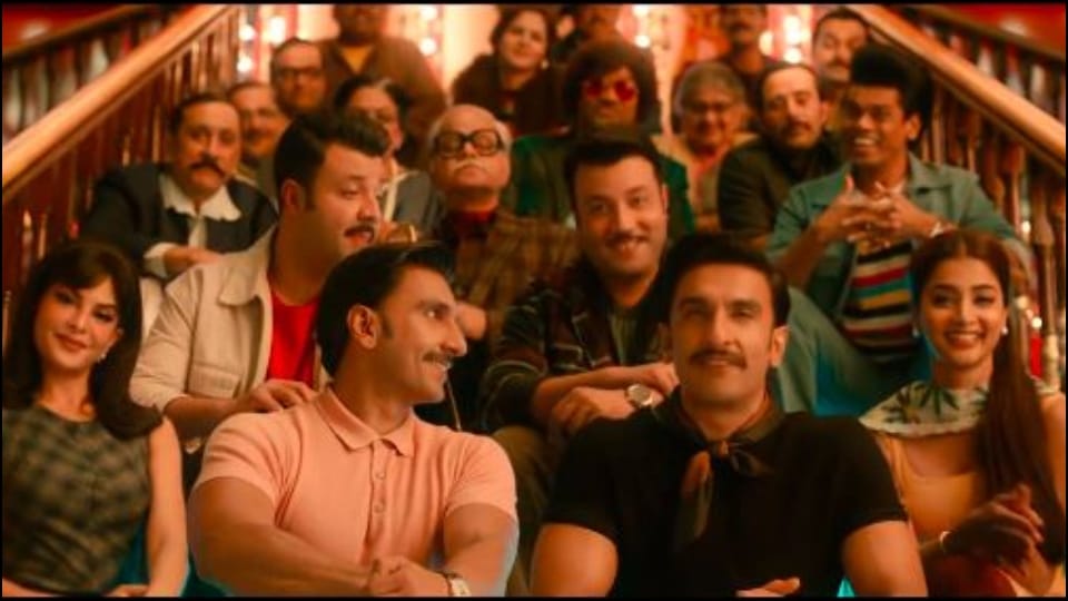 ranveer singh film cirkus teaser out rohit shetty jacqueline fernandez film trailer will release 2 december