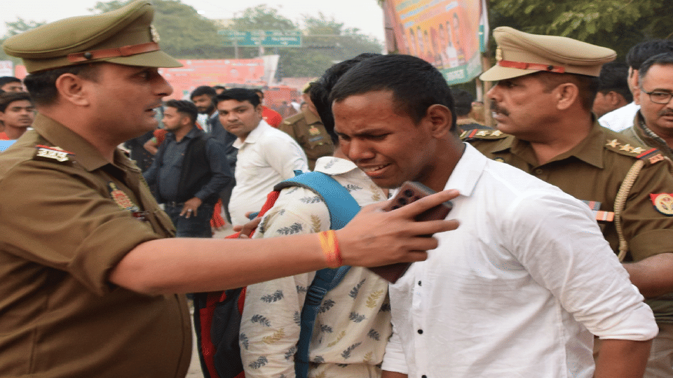 Students protest in front of CM Yogi Adityanath in Agra