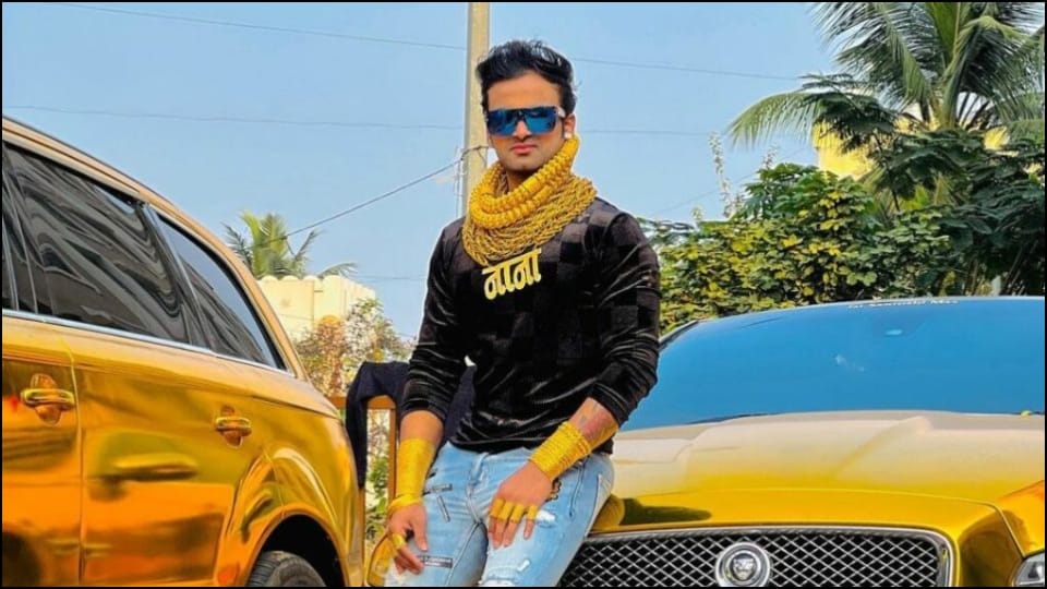 bigg boss 16 first wild card contestant golden boy sunny nanasaheb waghchaure enter in salman khan show
