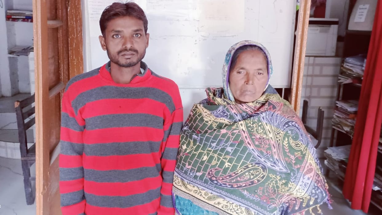 father grandmother arrested for threw infant girl in garbage in Bilsanda Pilibhit