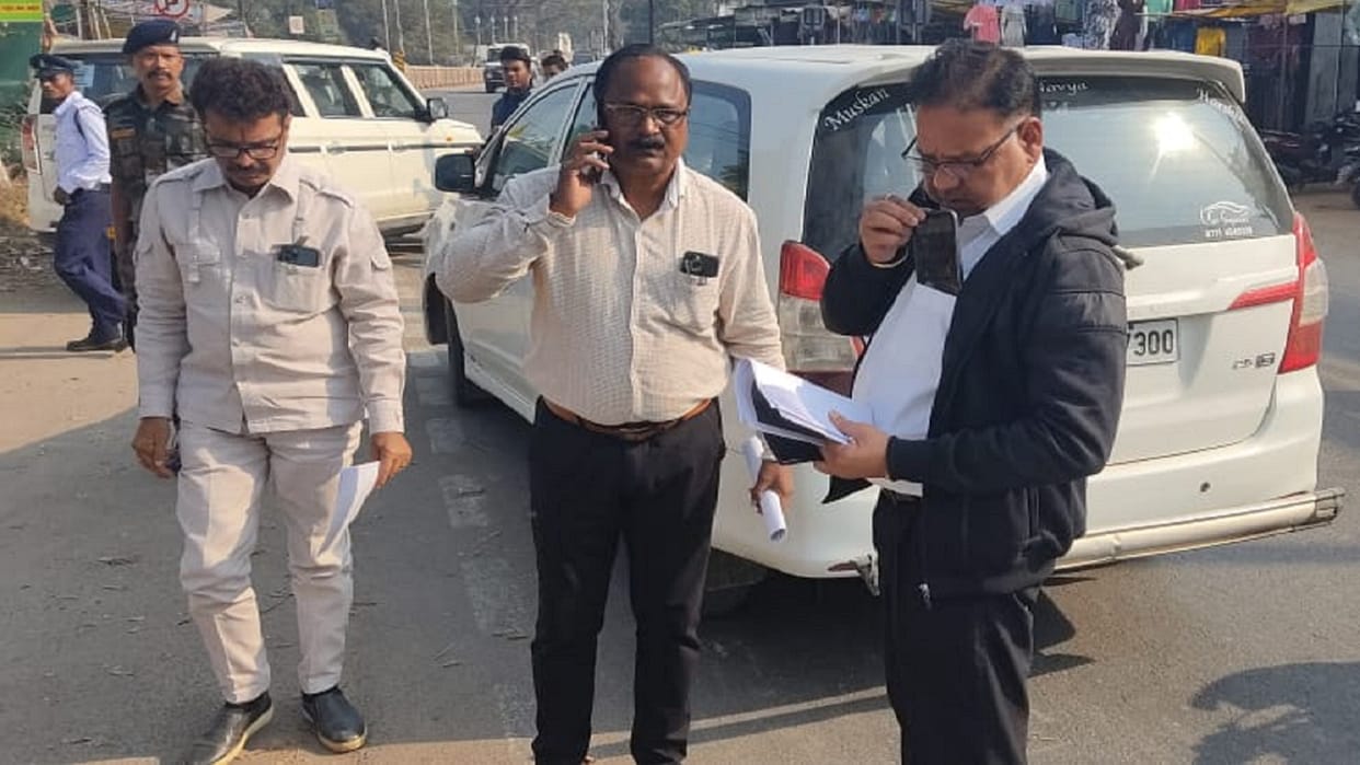 brahmanand on election campaign even after jharkhand police notice