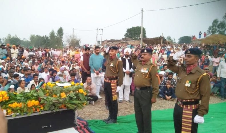 Jawan Prakash Singh cremated with military honors
