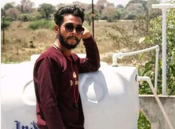 MP News: Complaint of threats was made on CM helpline, waiting for action the youth gave his life