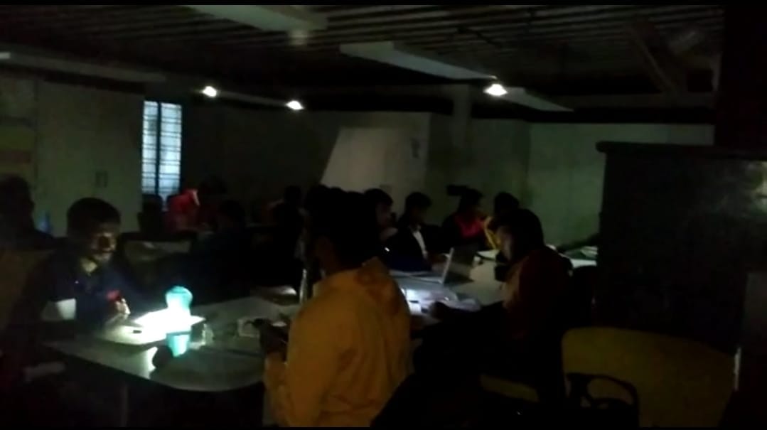 MP News: Chhindwara's Government Library Goes Dark As Officials Failed To Pay Electricity Bill