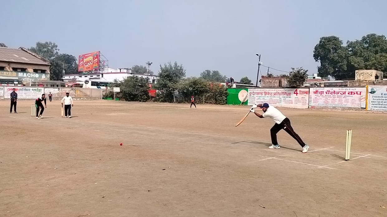 Banda: Both cricket matches in the name of Thakur Elevin Fatehpur