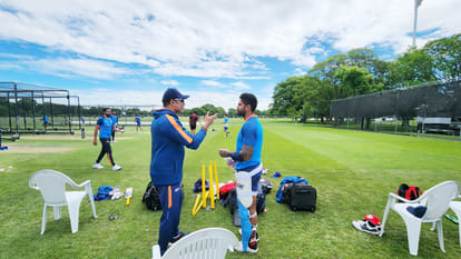 IND vs NZ 3rd ODI: Shardul Thakur and Shreyas Iyer on tour in Christchurch, enjoyed in tram, see Photos