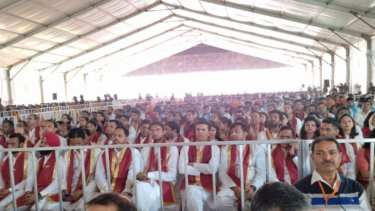 NIT students arrived in the traditional dress of Khadi Kurta Pajama to receive degree from the President