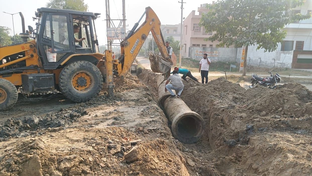 The city council cleared the way to fill water in Rani Talab