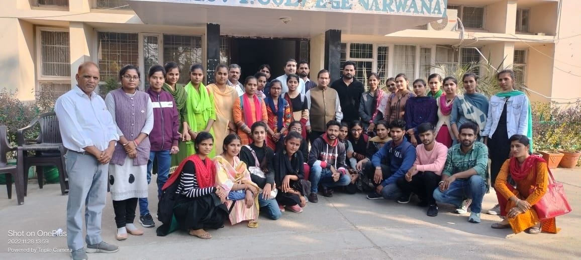 Sushila stood first in speech competition, Anju second