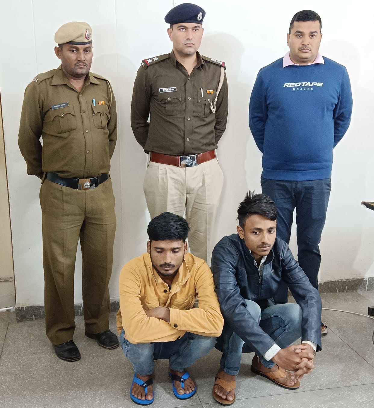 Two accused arrested for cheating one lakh rupees from a person who dreamed of becoming a millionaire