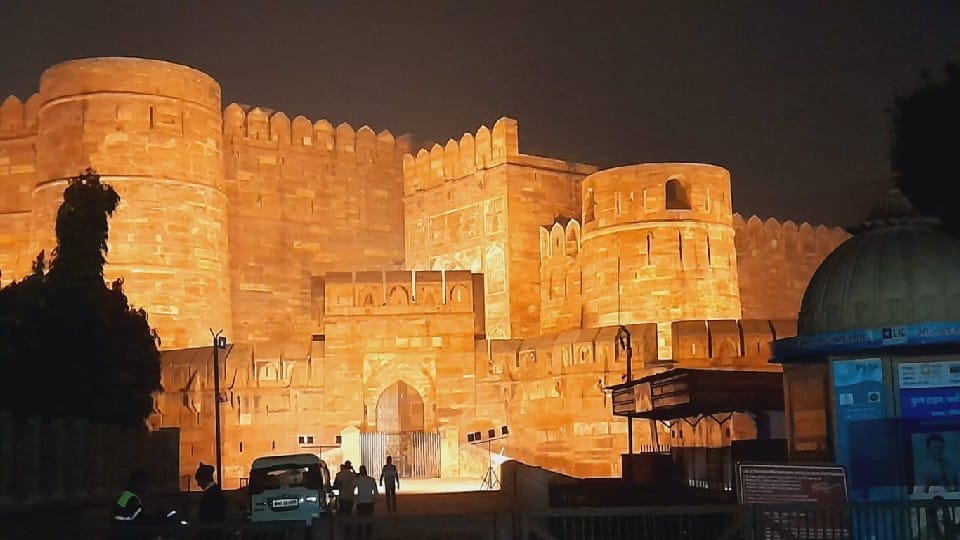 Agra Fort, Fatehpur Sikri and Sikandra monuments will be lighting for hosting G-20