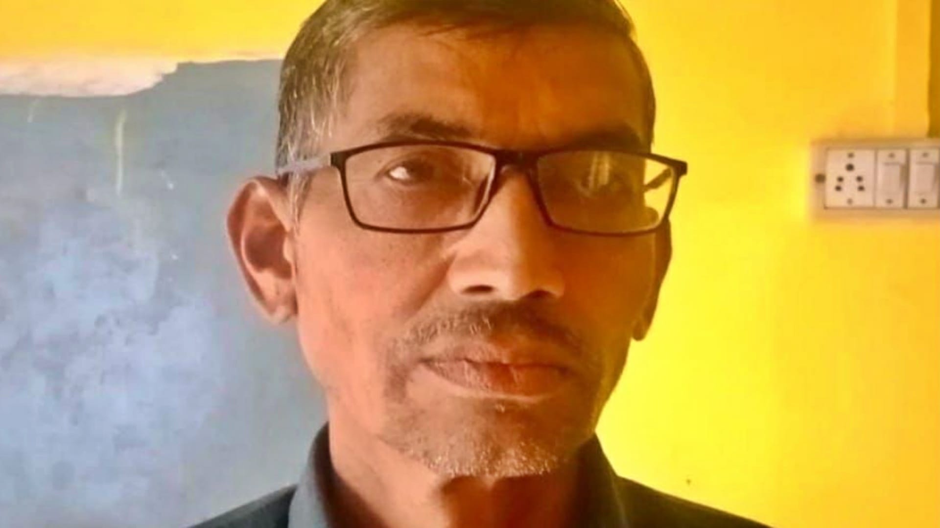 भृत्य, रमेश श्रीवास