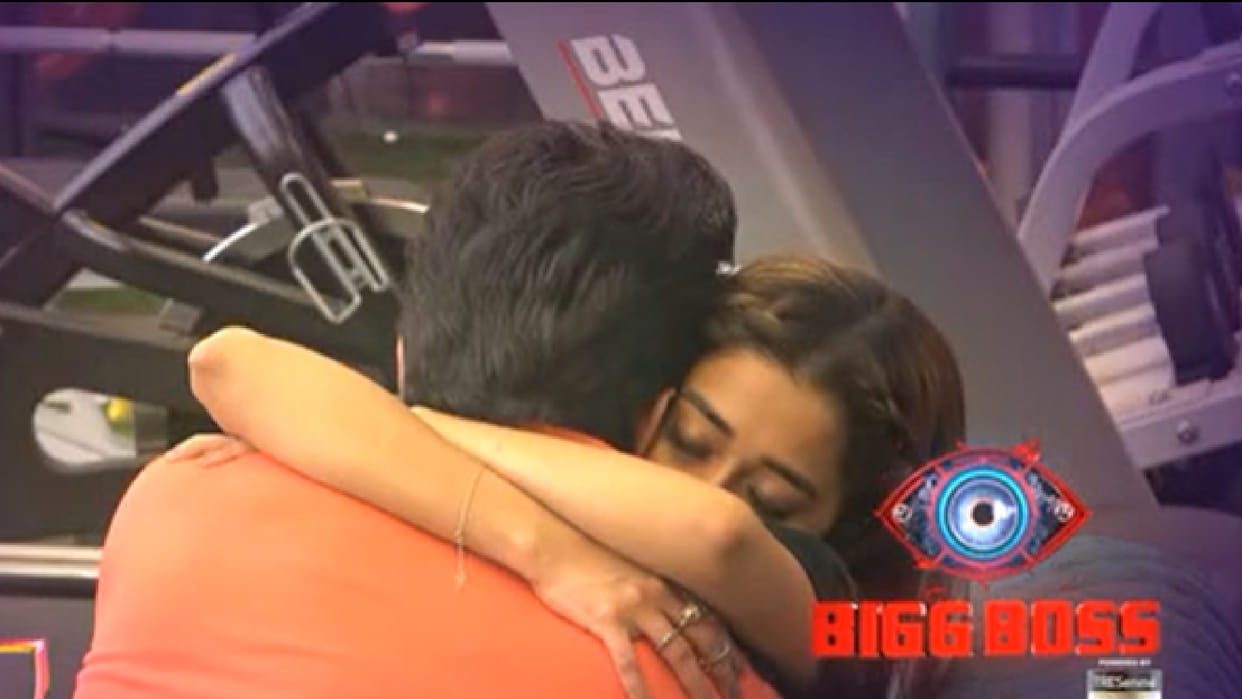 Bigg boss 16 Tina Datta confess her love to Shalin Bhanot said I love you