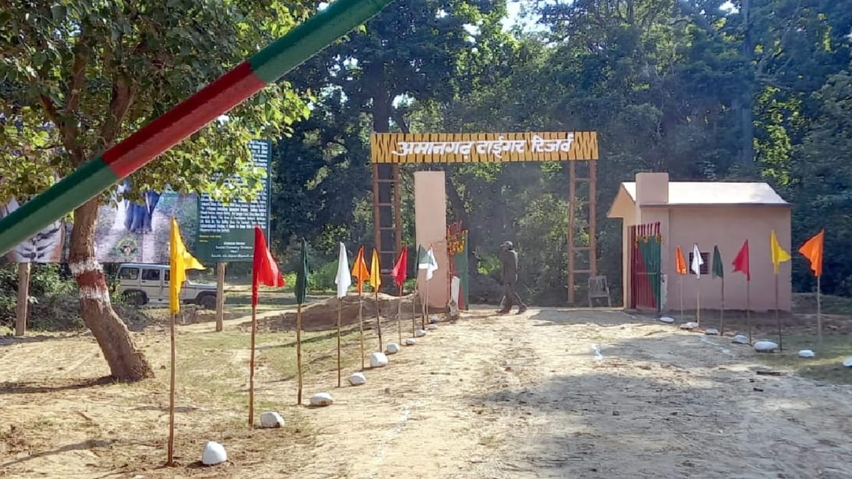 DFO has been removed in case of misbehavior with personal assistant of MLA in Bijnor
