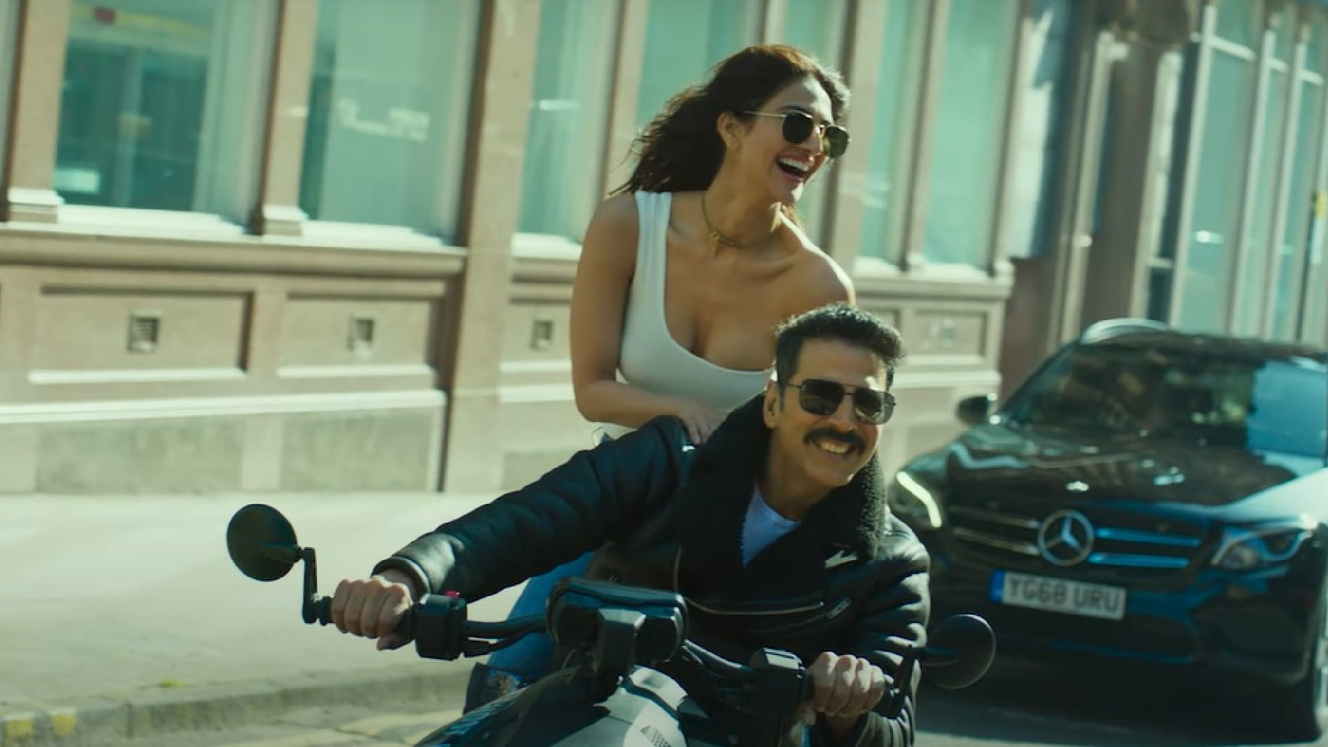 10 bollywood films shot during corona lockdown bellbottom Gehraiyaan Gangubai Sherni heropanti 2 goodbye