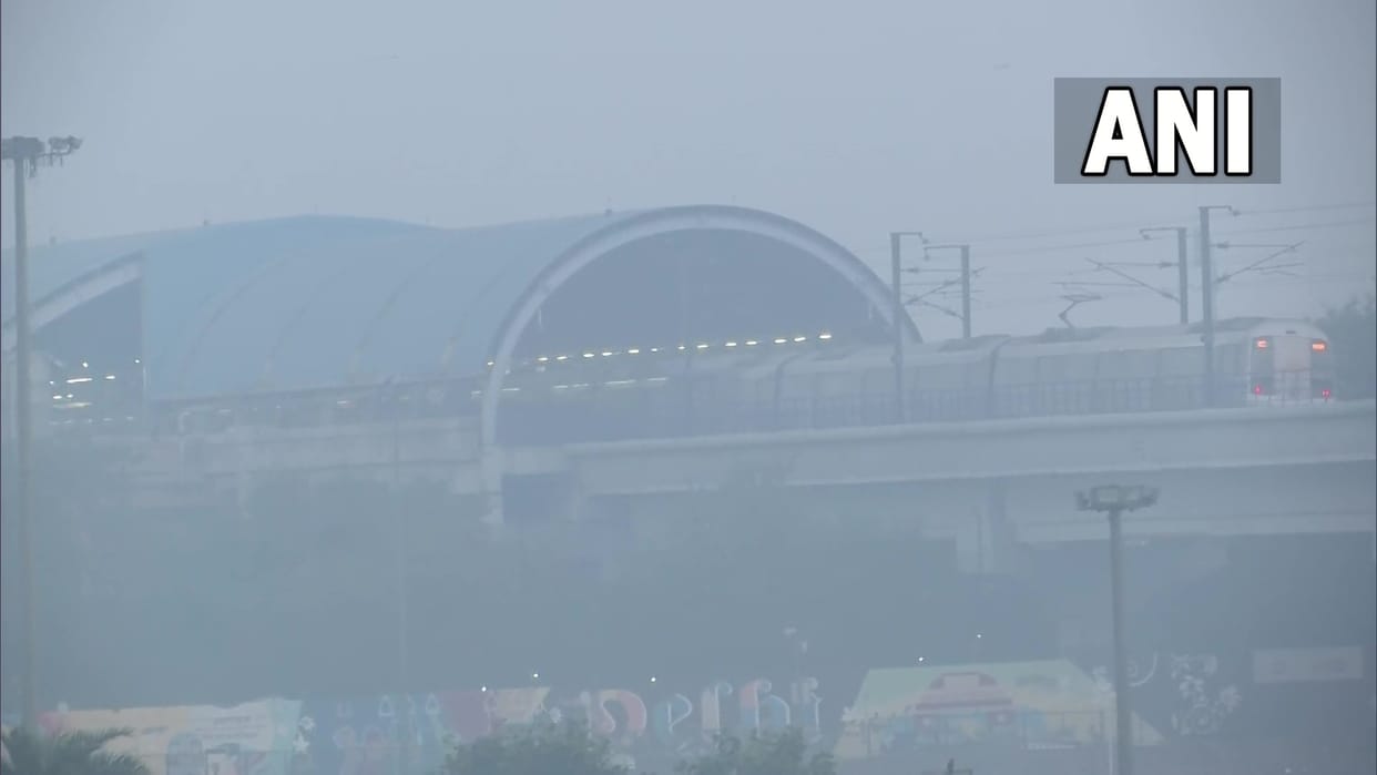 Delhi Pollution today Winter increased with fall in temperature air of the capital is suffocating
