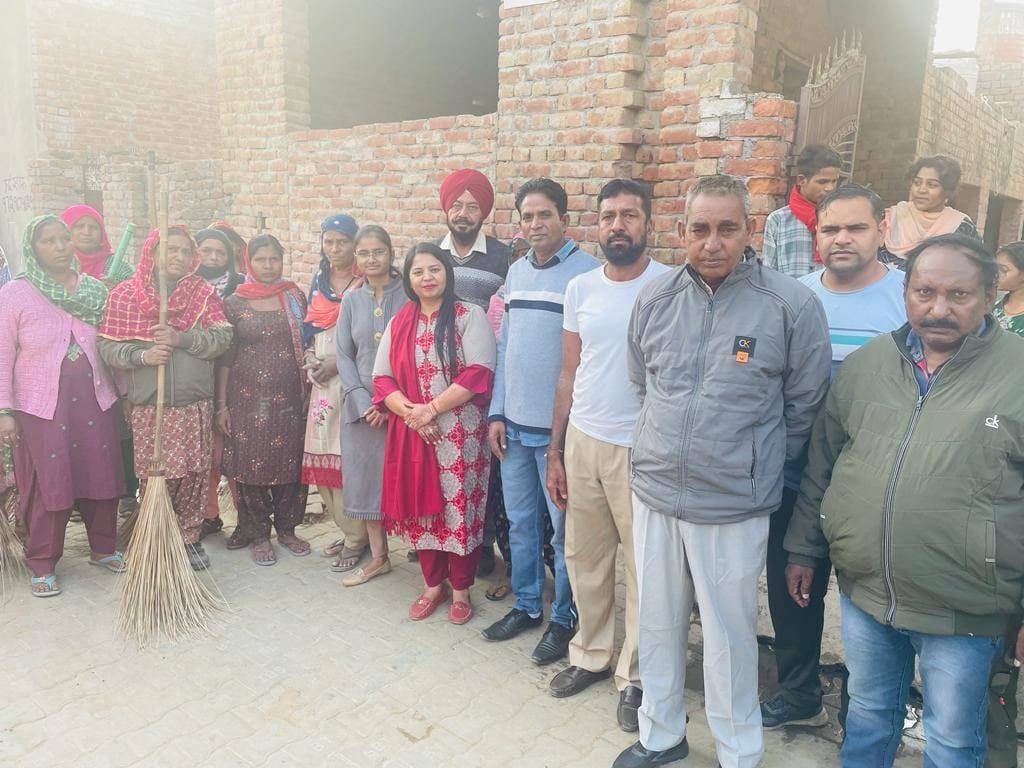 Reprimanded the officials in the morning, the employees came to clean in the evening